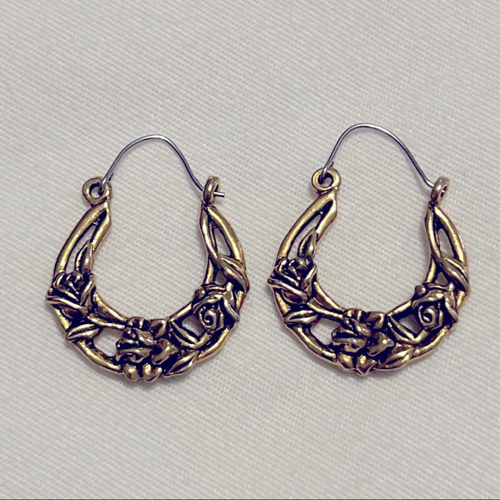 Vintage Pierced Gold Tone U Shape Hanging Earrings with Rose Design